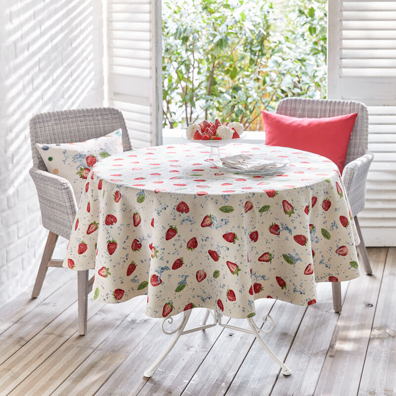 Edle Gobelin-Tischdecke im sommerlichen Erdbeer-Dessin Bild 3