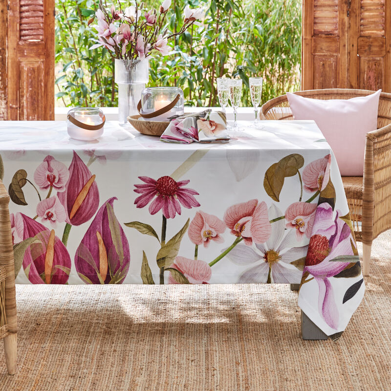 Florale Tischdecke mit Fleckschutz aus sizilianischer Traditionsweberei