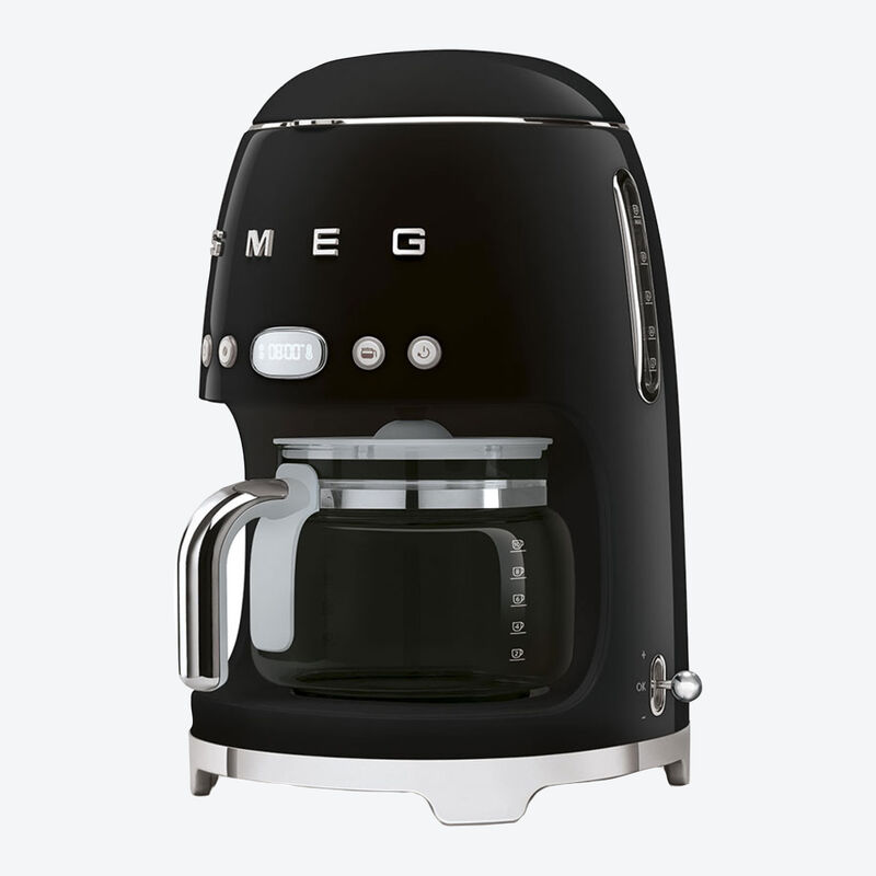 SMEG Kaffeemaschine verbindet eleganten Retro-Look mit modernster Technik