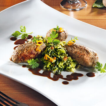 Produktbild fr 'Entenbrustnocken auf Wirsingpree mit Orangen-Portwein-Sauce'