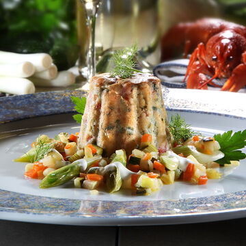 Produktbild fr 'Flusskrebs-Biskuit auf buntem Gemse mit Noilly-Prat-Sauce'