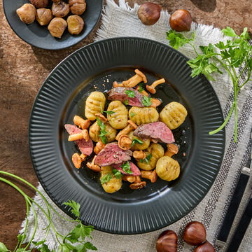 Produktbild f�r 'Gefl�gelleber mit Maronen-Gnocchi und Pfifferlingen'