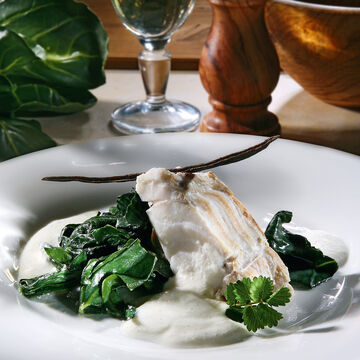 Produktbild fr 'Kabeljaufilet auf Spinat mit Vanillesauce'