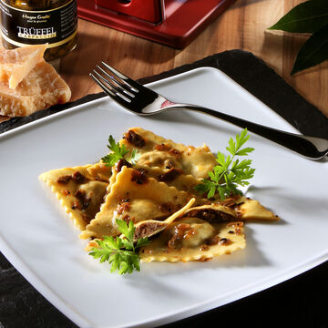 Produktbild fr 'Lamm-Ravioli in Trffelsauce'