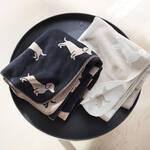 Produktbild f�r 'Dackel-Kuscheldecke aus softem Baumwollmix - 2 Farben'