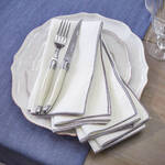 Produktbild fr 'Edle Leinen-Servietten im Landhaus-Stil'