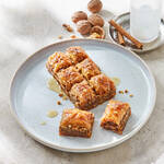 Produktbild f�r 'Griechisches Kataifi &ndash; handgefertigt mit Waln�ssen & Zimt, 570 g'