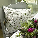 Produktbild f�r 'Zart und doch robust: Ateliergefertigte G�nsebl�mchen-Kissenh�lle'