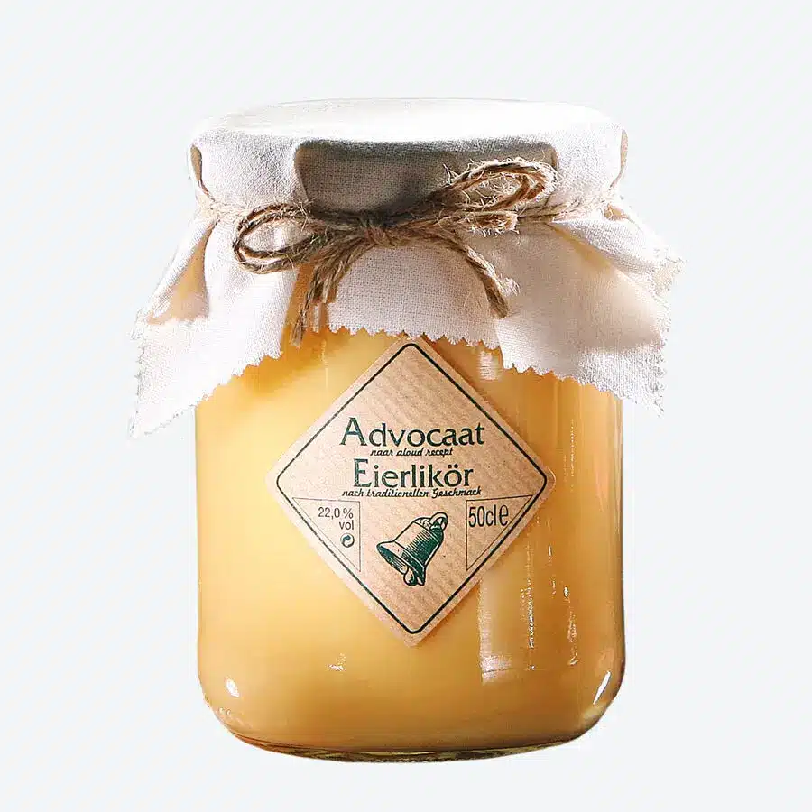 Nat&uuml;rlicher Advocaat Eierlik&ouml;r im Glas mit Stoffdeckel &ndash; Weihnachtsklassiker.